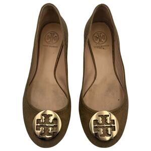 Tory Burch Reva Gold Logo Slip On Suede Ballet Flats Shoes Tan Brown Size 8M